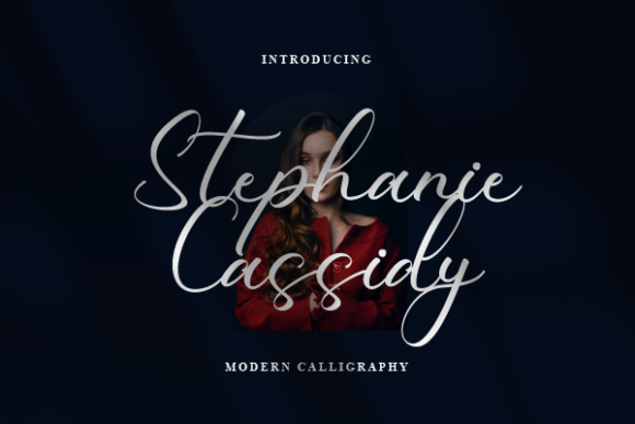 Stephanie Cassidy: A Delicate Script for Creative Projects